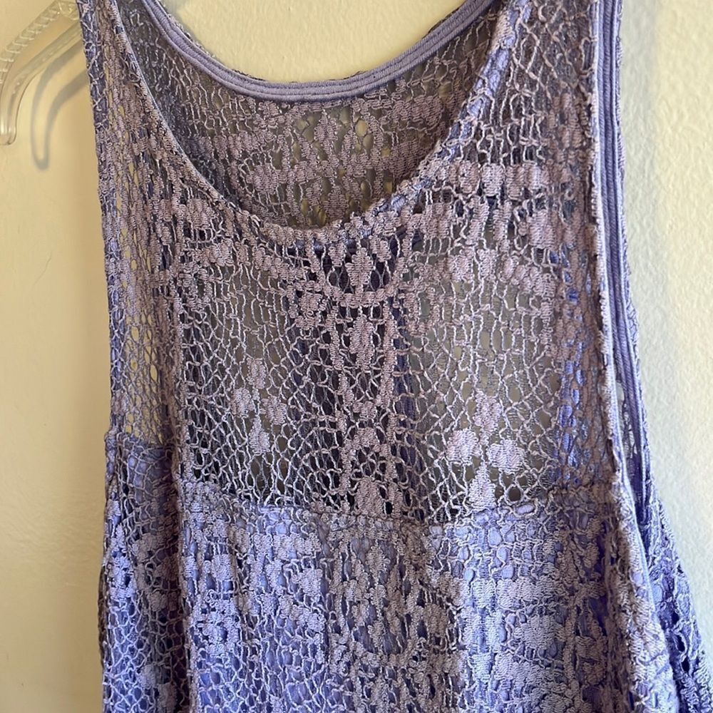 EXCELLENT CONDITION LARGE PRETTY PURPLE FREE PEOPLE LACE SLEEVELESS LINED DRESS - Picture 3 of 8